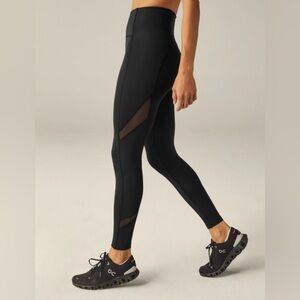 Beyond Yoga XL Powerbeyond Bootcamp MIDI Leggings